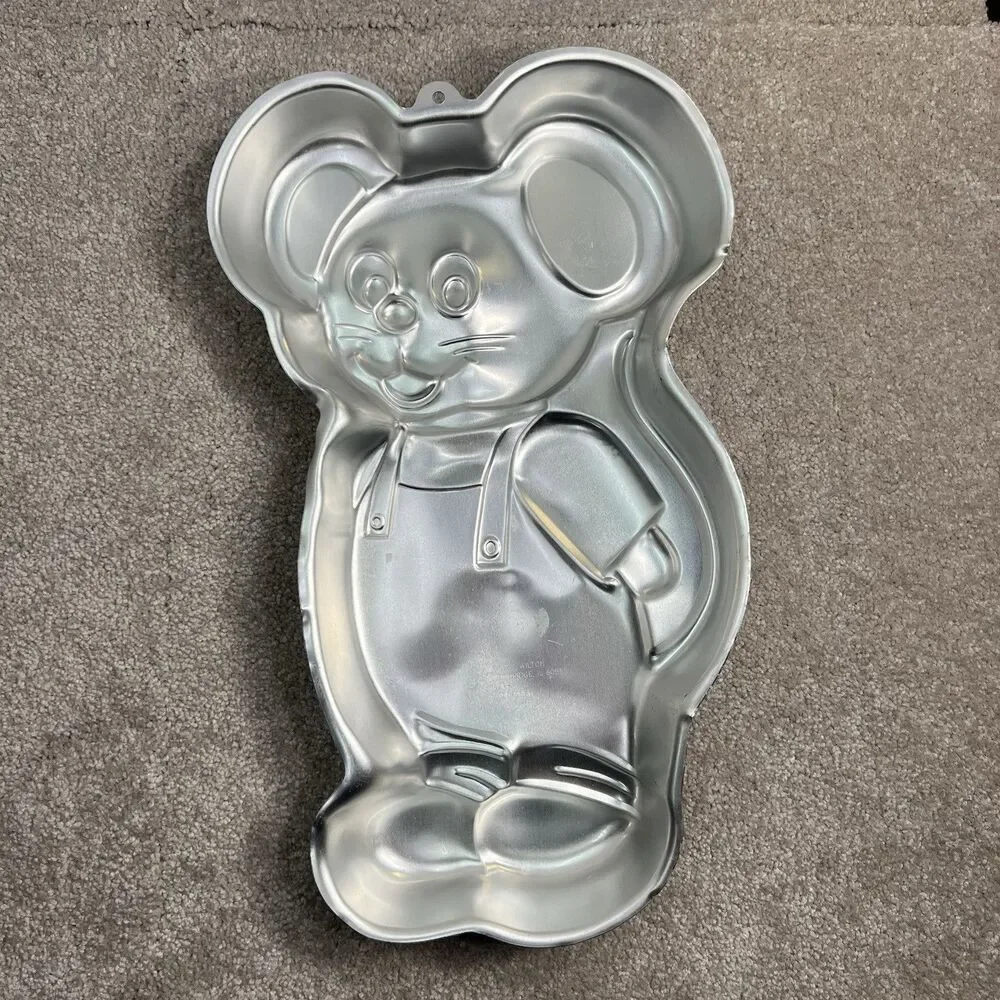 Vintage Wilton Cake Pan Lot Of 4 Big Bird Raggedy Ann Tom‎ Jerry Barney 70s